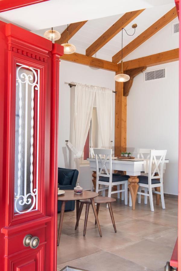 Avali Design Suites Lefkada City Bagian luar foto